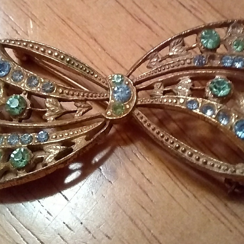 Miriam Haskell Brooch Rhinestone Gold Tone